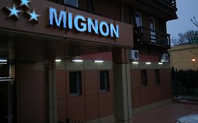 Mignon Mamaia